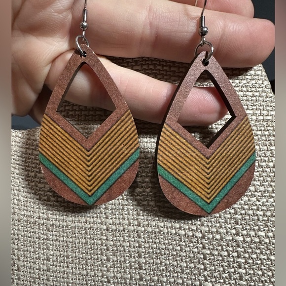 Boho Wooden Style Earrings Set of 3 Western Casual - Picture 6 of 6